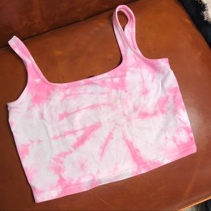❌ SOLD ❌ Pink Tie Dye Crop Tank 🍬
